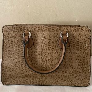 Purse guess almost new